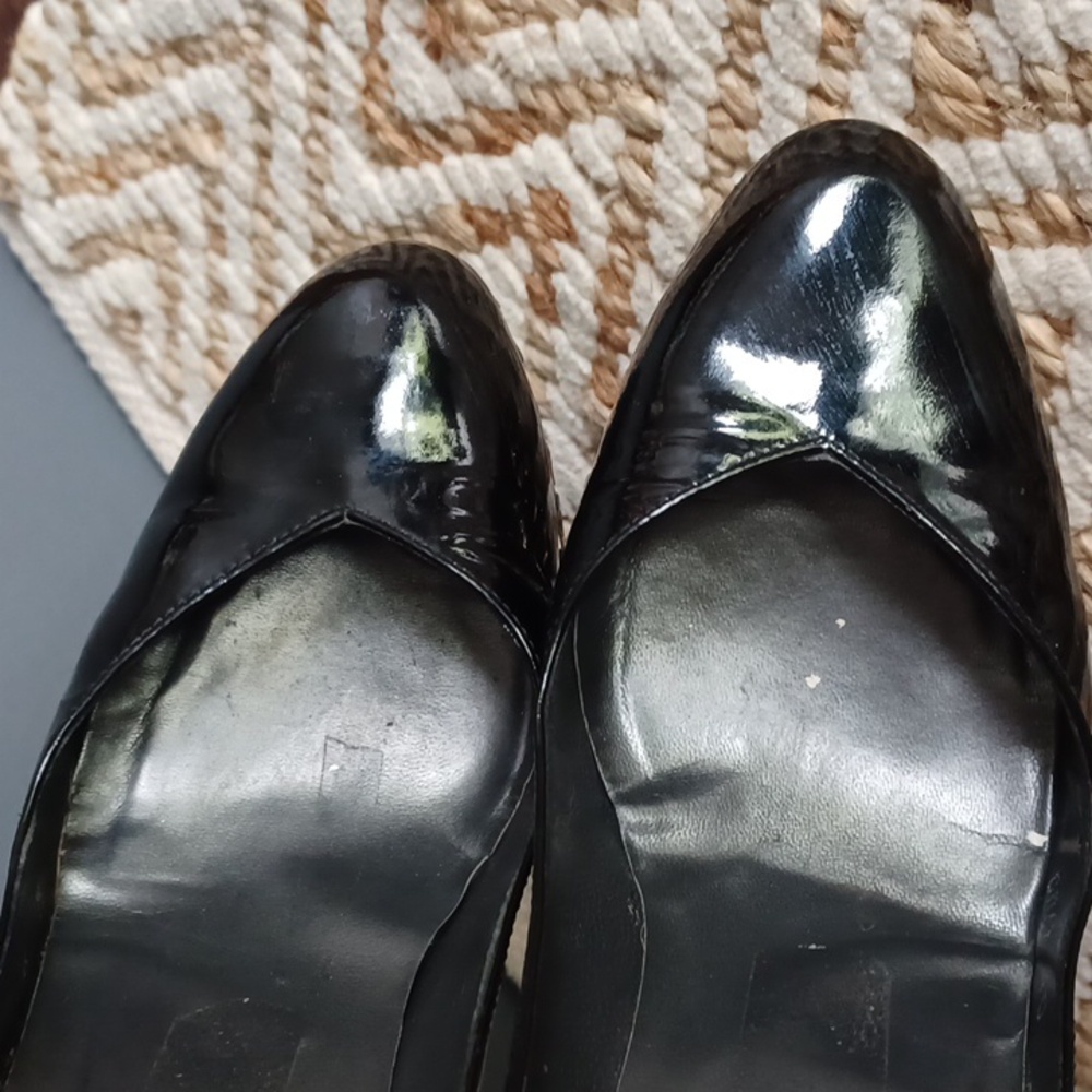 Stuart Weitzman Patent Leather Pumps - Picture 9 of 16
